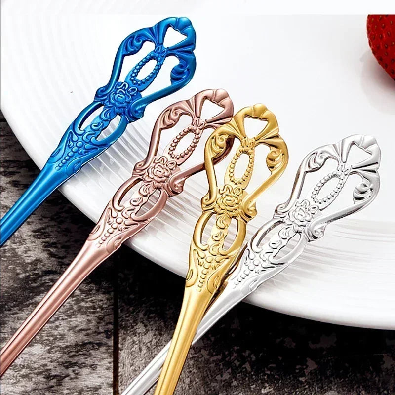Conjunto de talheres de aço inoxidável dourado Royal European Colher Garfo Talheres completos Design retrô Lavável na máquina de lavar louça Talheres elegantes